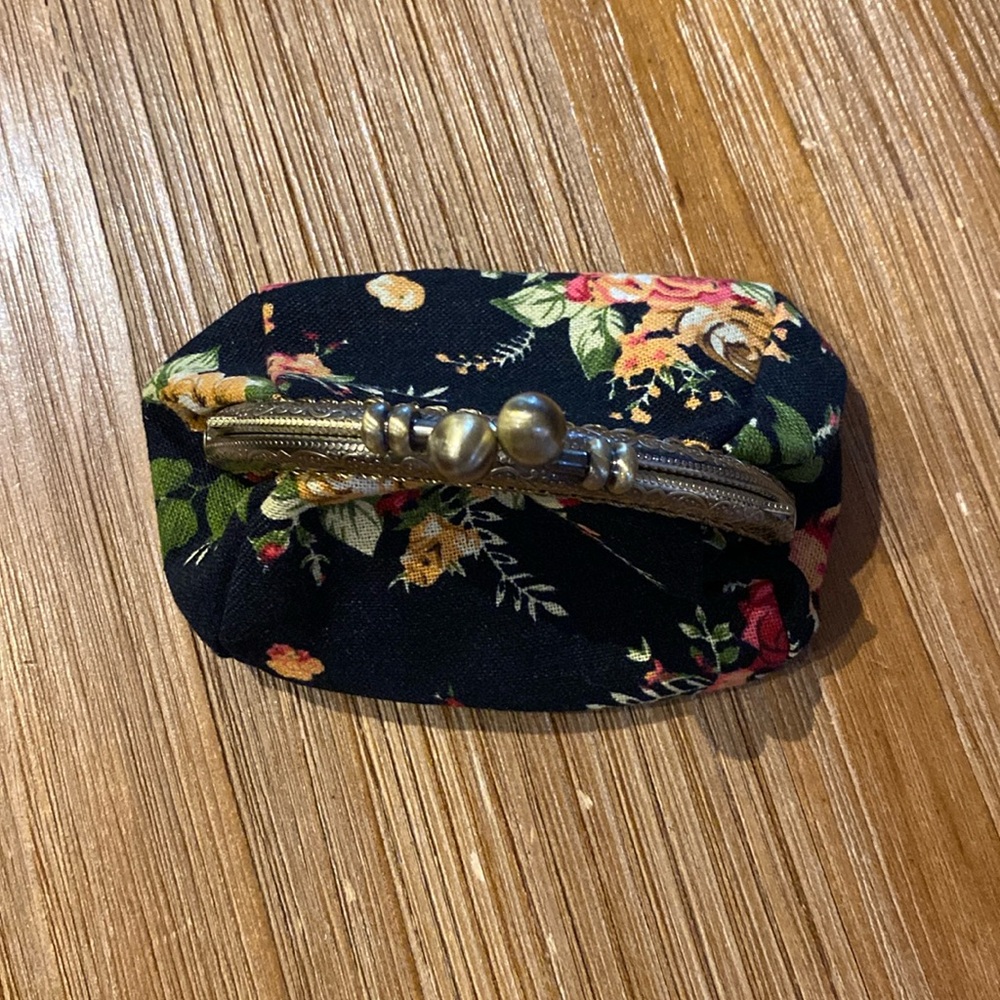 Vintage style Retro Coinpurse - Picture 3 of 5